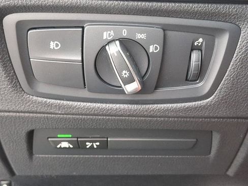 Used 2020 BMW 230i Coupe w/ Premium Package image 26