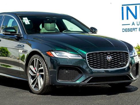 Used 2021 Jaguar XF R-Dynamic SE AWD/4WD image 5