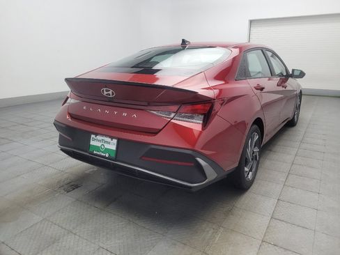 Used 2025 Hyundai Elantra Sport FWD image 9