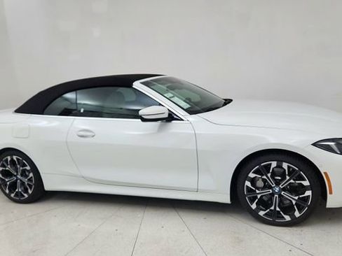 Used 2025 BMW 430i w/ Premium Package image 9