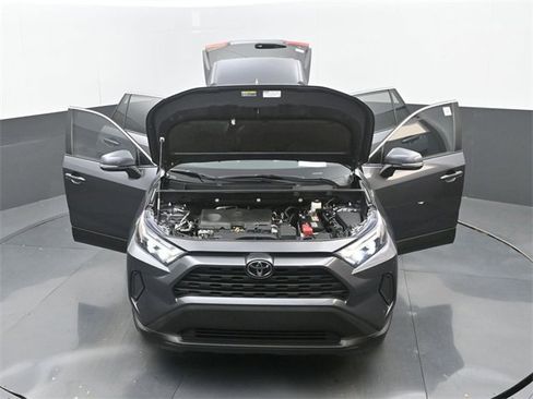 Used 2024 Toyota RAV4 XLE w/ Convenience Package image 37
