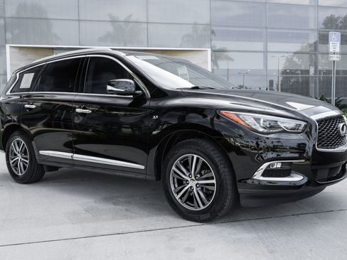 Certified 2018 INFINITI QX60 FWD w/ Premium Plus Package image 4