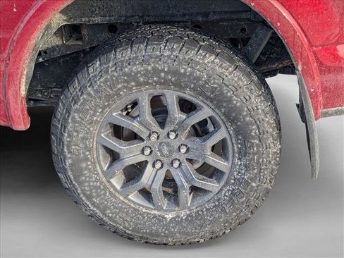 Used 2016 Ford F150 XLT w/ Equipment Group 302A Luxury image 7