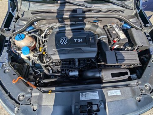 Used 2014 Volkswagen Jetta SE FWD image 9
