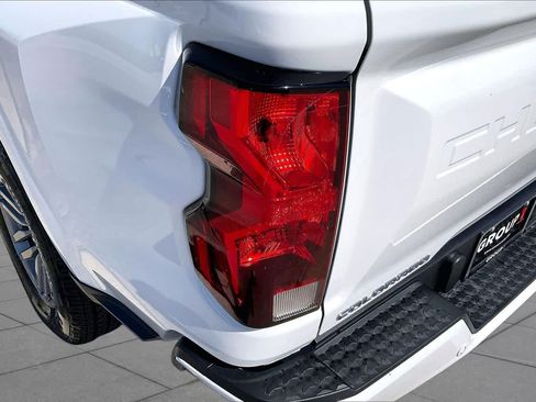 Used 2026 Chevrolet Colorado LT RWD image 26
