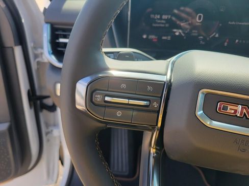 New 2026 GMC Terrain AT4 w/ Convenience Package III image 19