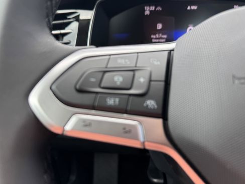 New 2025 Volkswagen Jetta SE image 28