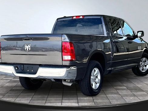 Used 2022 RAM 1500 Classic SLT RWD image 6