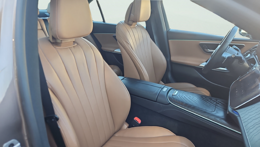 Used 2024 Mercedes-Benz E 450 4MATIC Sedan image 22