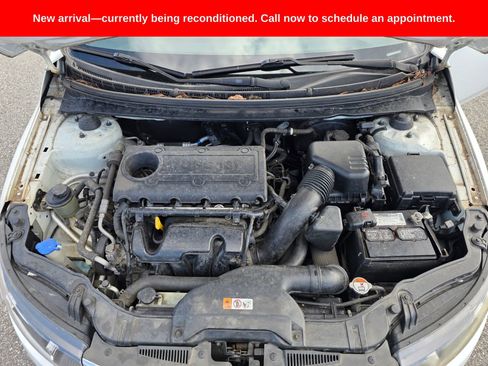 Used 2013 Kia Forte LX image 10