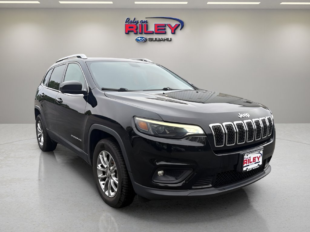Used 2019 Jeep Cherokee Latitude Plus w/ Comfort/Convenience Group AWD/4WD image 8