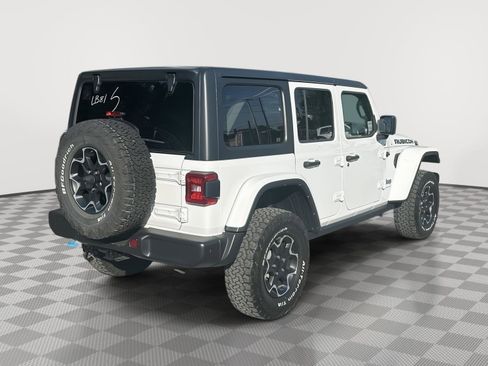 Used 2023 Jeep Wrangler Unlimited Rubicon 4xe w/ Cold Weather Group AWD/4WD image 5