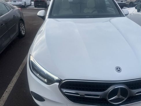 Used 2025 Mercedes-Benz GLC 300 4MATIC image 6