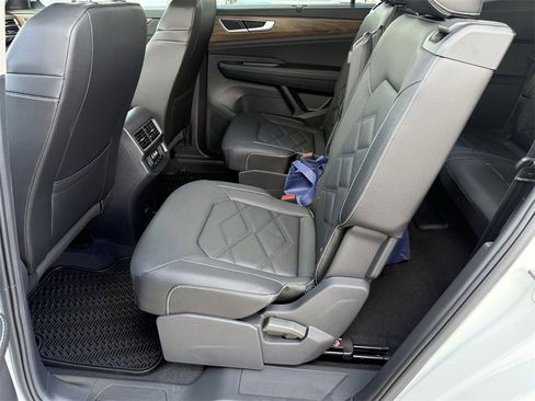 New 2026 Volkswagen Atlas SE image 24