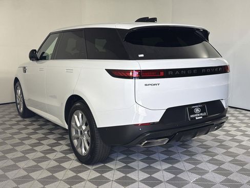 New 2026 Land Rover Range Rover Sport SE image 3