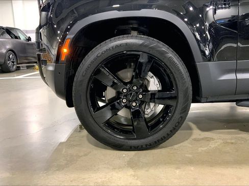 Used 2026 Land Rover Defender 130 S AWD/4WD image 5