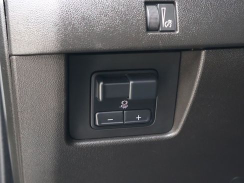 Used 2024 Chevrolet Colorado ZR2 w/ ZR2 Convenience Package III image 26