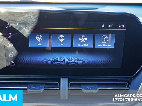 Used 2025 Chevrolet Trax LT w/ LT Convenience Package image 39