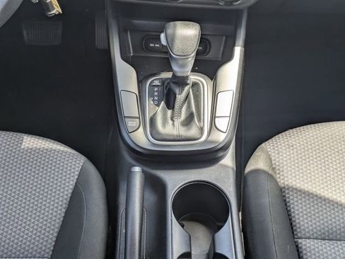 Used 2024 Kia Soul LX w/ Option Group 015 FWD image 18