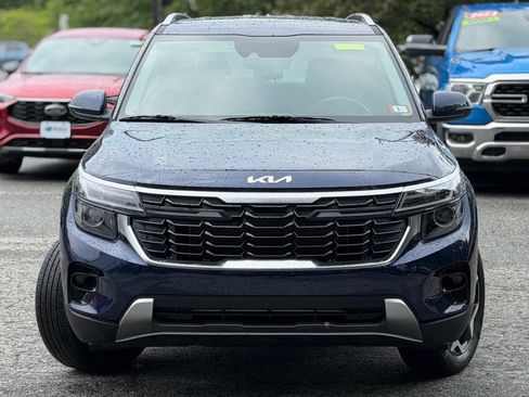 Used 2026 Kia Seltos EX AWD/4WD image 2