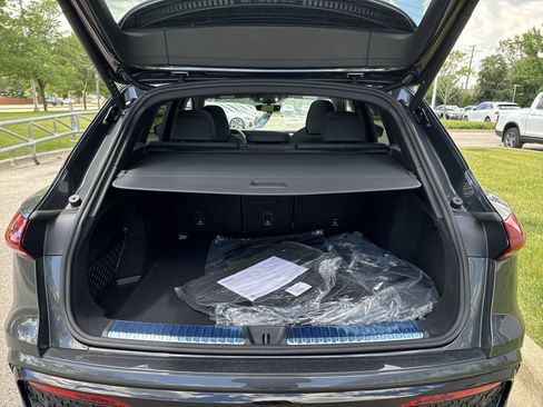New 2026 Audi SQ5 Premium Plus AWD/4WD image 34