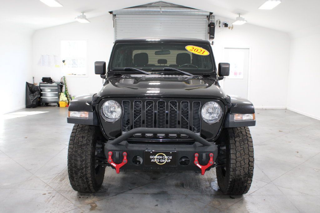 Used 2021 Jeep Gladiator Rubicon w/ Trailer Tow Package AWD/4WD image 3