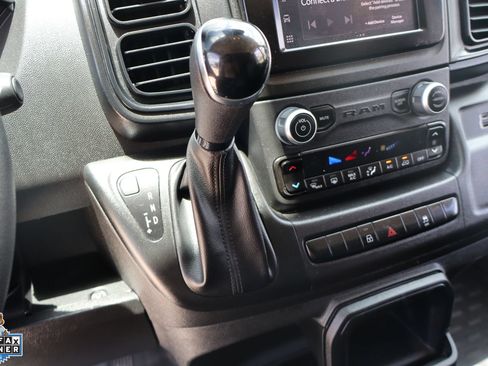 Used 2024 RAM ProMaster 2500 w/ Convenience Group FWD image 18