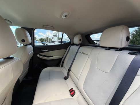 Used 2024 Buick Encore GX Preferred w/ Comfort Package FWD image 25