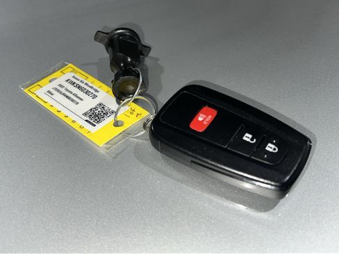 Used 2022 Toyota 4Runner TRD Off-Road Premium w/ TRD Black Wheel Package (TMS) AWD/4WD image 40