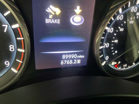 Used 2021 INFINITI Q50 Sensory w/ Cargo Package AWD/4WD image 17