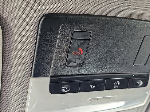 Used 2024 Mitsubishi Outlander SE image 27