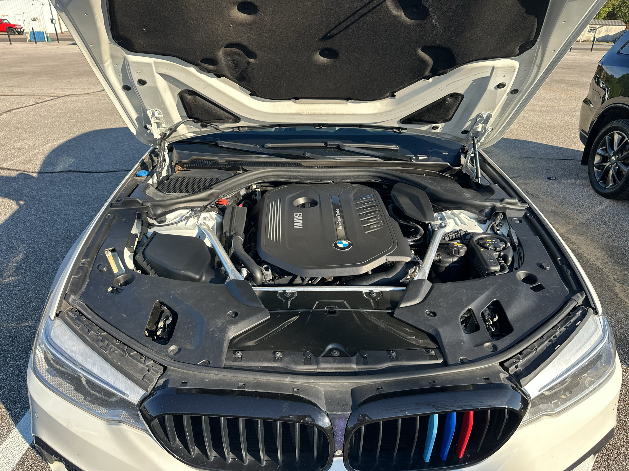 Used 2018 BMW 540i w/ M Sport Package RWD image 16