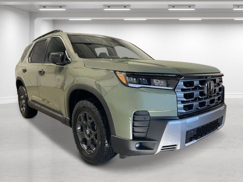 New 2026 Honda Pilot TrailSport image 10