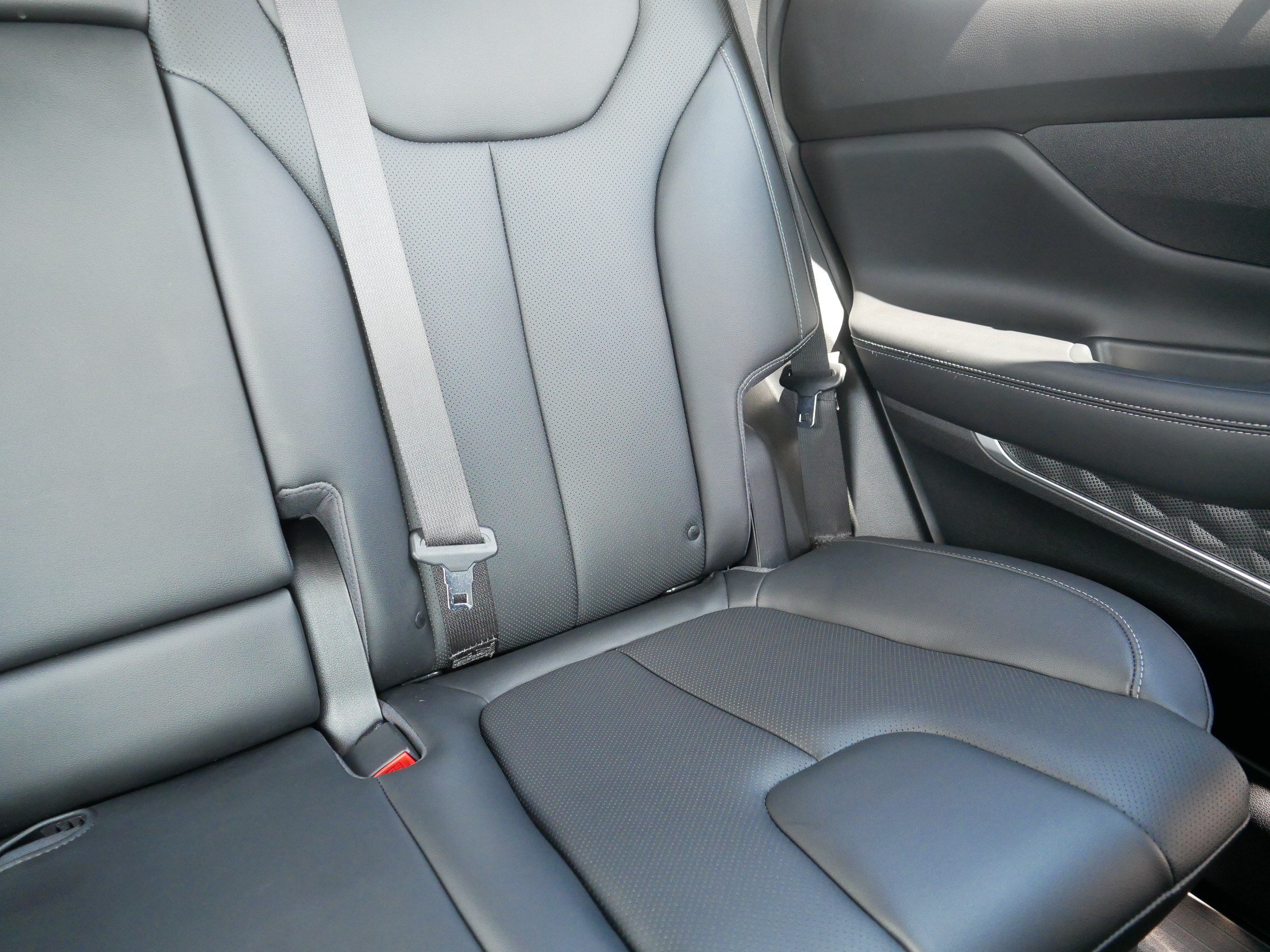 Used 2023 Hyundai Santa Fe SEL w/ Premium Package AWD/4WD image 14