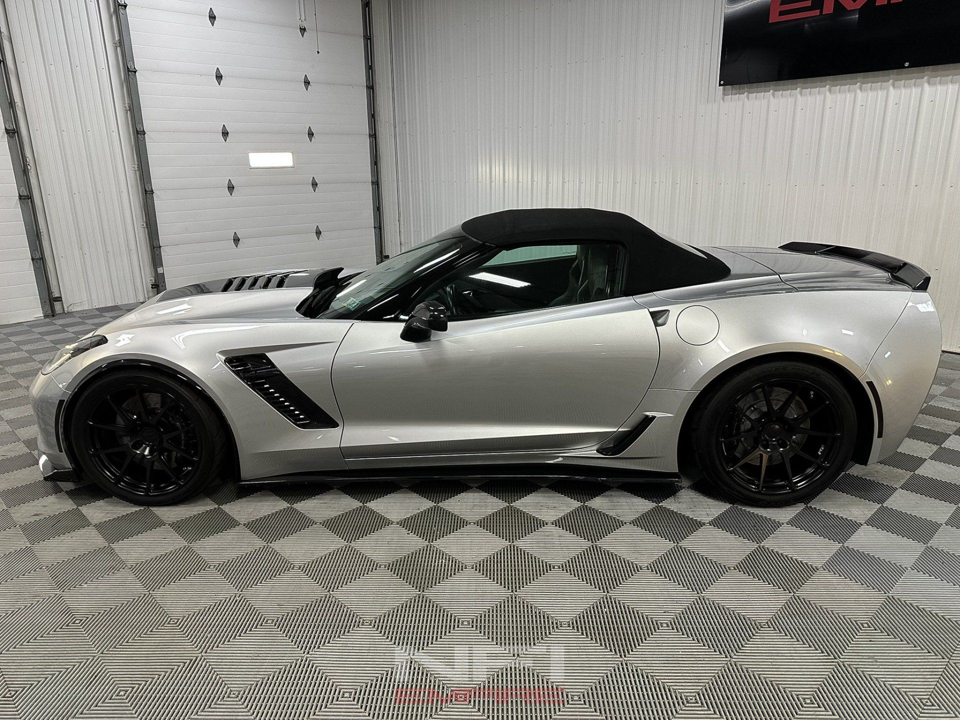 Used 2014 Chevrolet Corvette Stingray Convertible w/ 3LT Preferred Equipment Group RWD image 4
