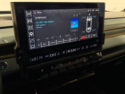 Used 2025 GMC Hummer EV 3X w/ Extreme Off-Road Package AWD/4WD image 19