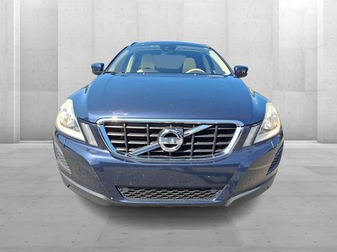 Used 2013 Volvo XC60 T6 AWD/4WD image 2