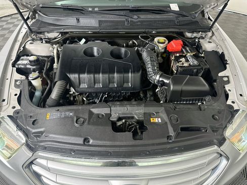 Used 2017 Ford Taurus Limited w/ Driver Assist Package FWD image 31