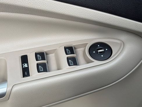 Used 2014 Ford Escape Titanium w/ Equipment Group 401A FWD image 13