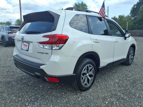 Used 2019 Subaru Forester Premium w/ Popular Package #1 AWD/4WD image 2