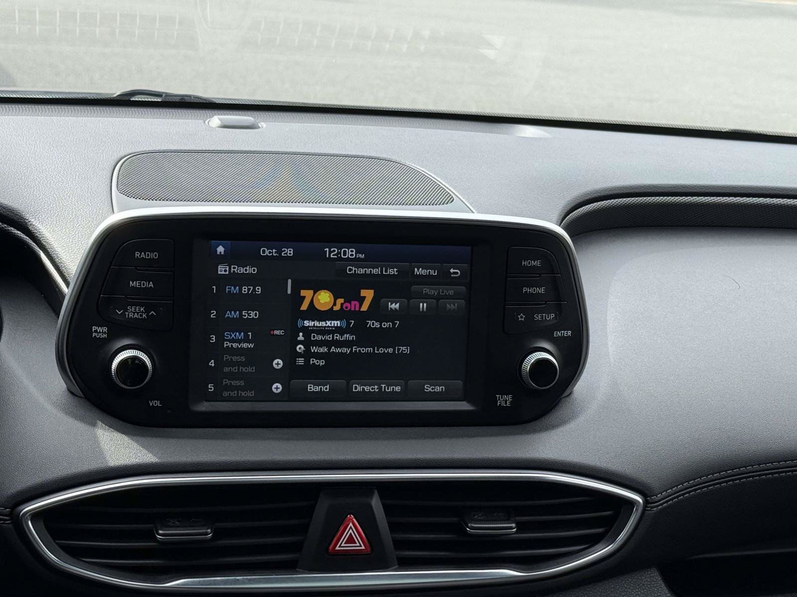 Used 2019 Hyundai Santa Fe Limited AWD/4WD image 10