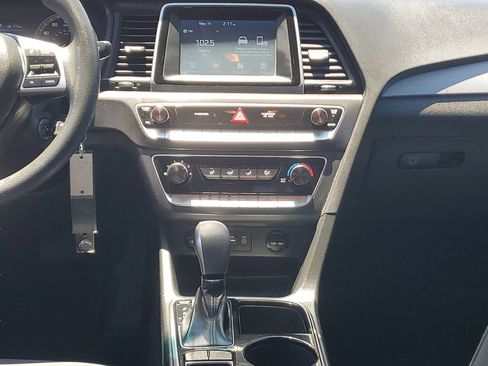 Used 2019 Hyundai Sonata SE FWD image 15