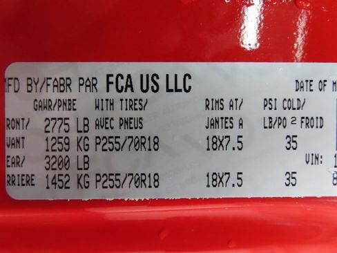 Used 2017 Jeep Wrangler Unlimited Sahara w/ Connectivity Group image 57