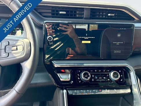 Used 2025 GMC Sierra 1500 Denali Ultimate image 16