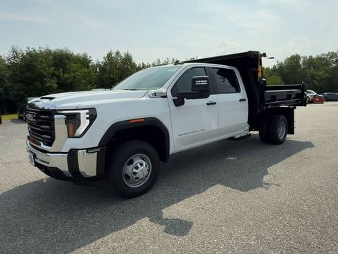 New 2025 GMC Sierra 3500 Pro w/ Convenience Package image 37