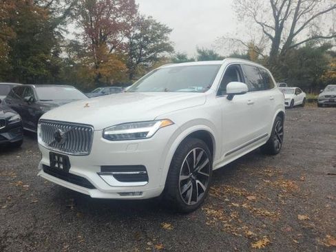 Used 2024 Volvo XC90 B6 Ultimate w/ Protection Package Premier image 2