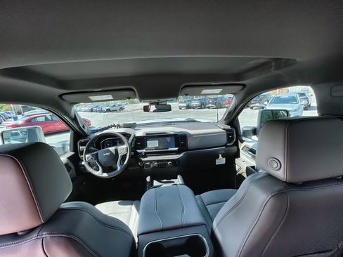 Certified 2024 Chevrolet Silverado 2500 LTZ w/ LTZ Convenience Package image 21