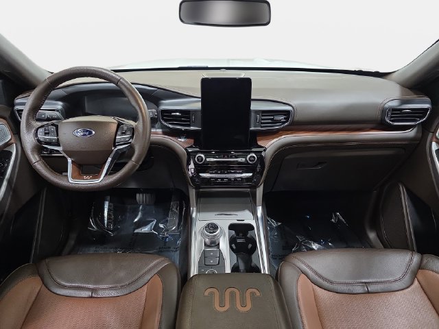 Used 2023 Ford Explorer King Ranch w/ Technology Package AWD/4WD image 10