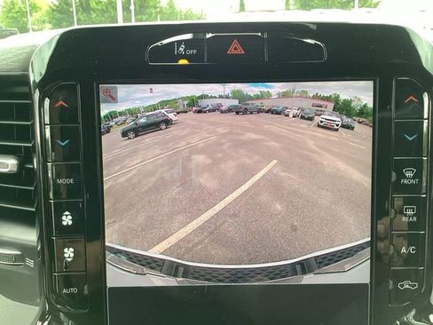 New 2026 RAM 1500 Laramie AWD/4WD image 21