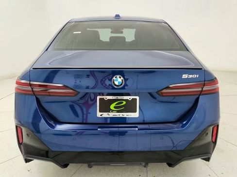 Used 2026 BMW 530i image 5